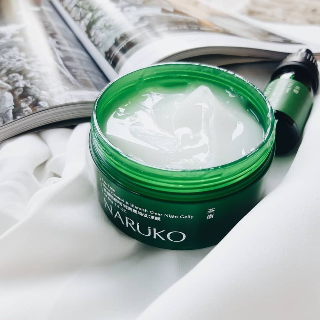 Mặt nạ ngủ tràm trà Naruko Tea Tree Shine Control & Blemish Clear Night