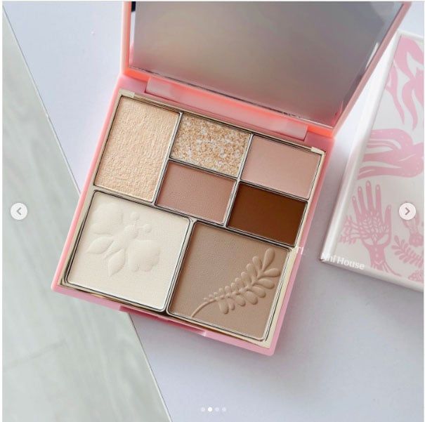 PHẤN MẮT COLORKEY EMBRACE NATURE 7 Ô