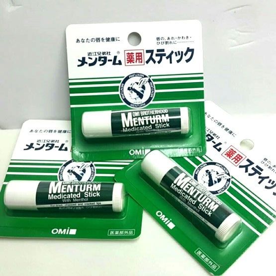 Son dưỡng Omi bạc hà ngừa thâm môi