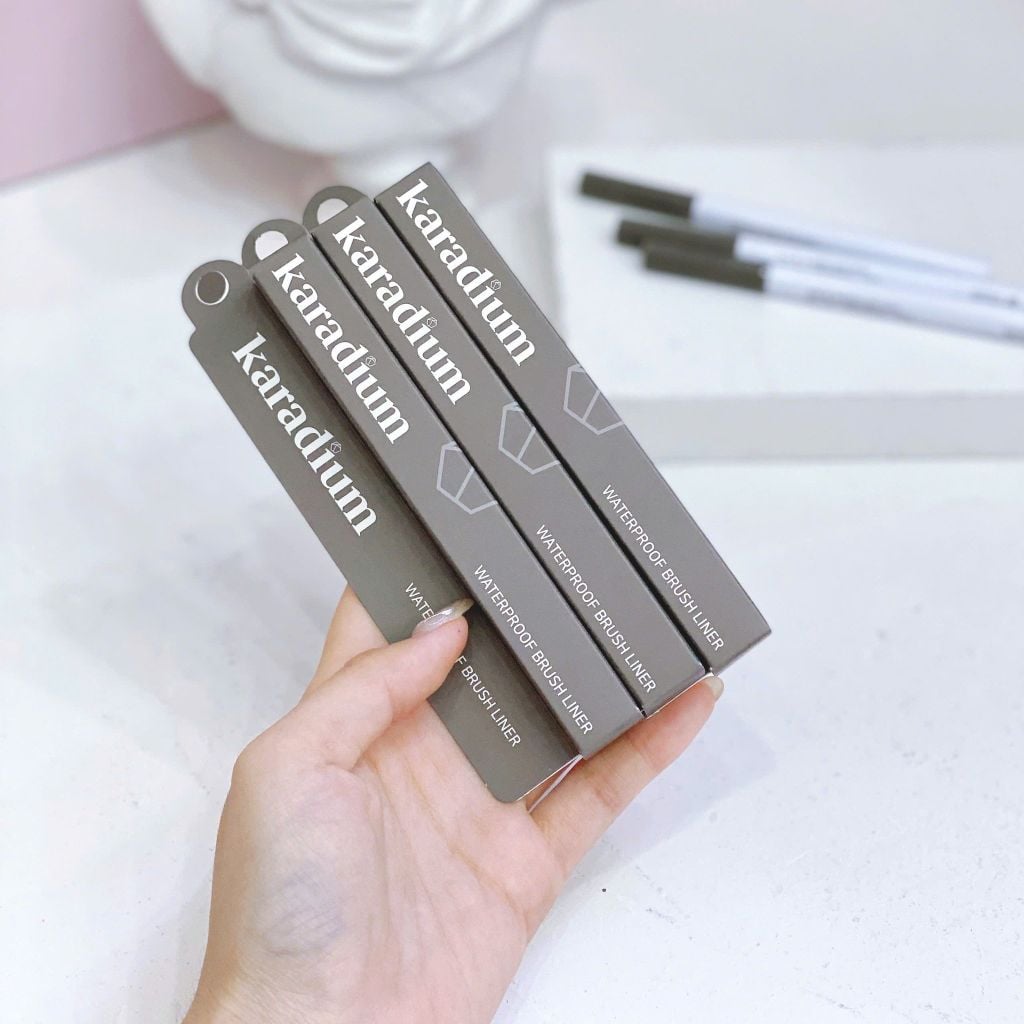 Kẻ Mắt Dạ KARADIUM WATERPROOF BLUSH LINER BLACK