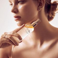 Xịt dưỡng căng bóng da D'Alba first spray serum 100ml