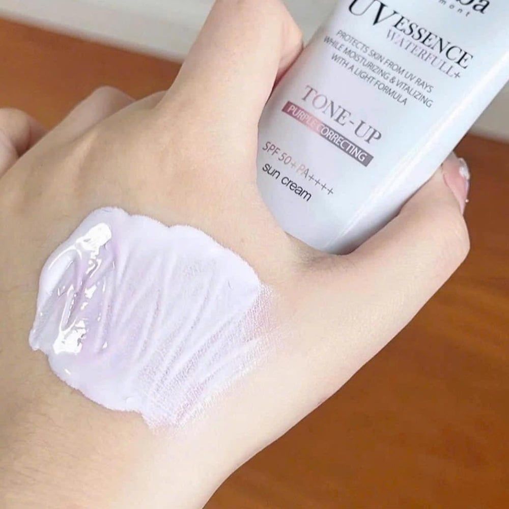 Kem chống nắng d'Alba Waterfull Tone-Up 50ml