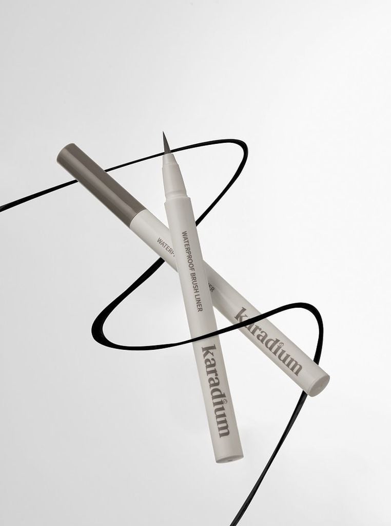 Kẻ Mắt Dạ KARADIUM WATERPROOF BLUSH LINER BLACK