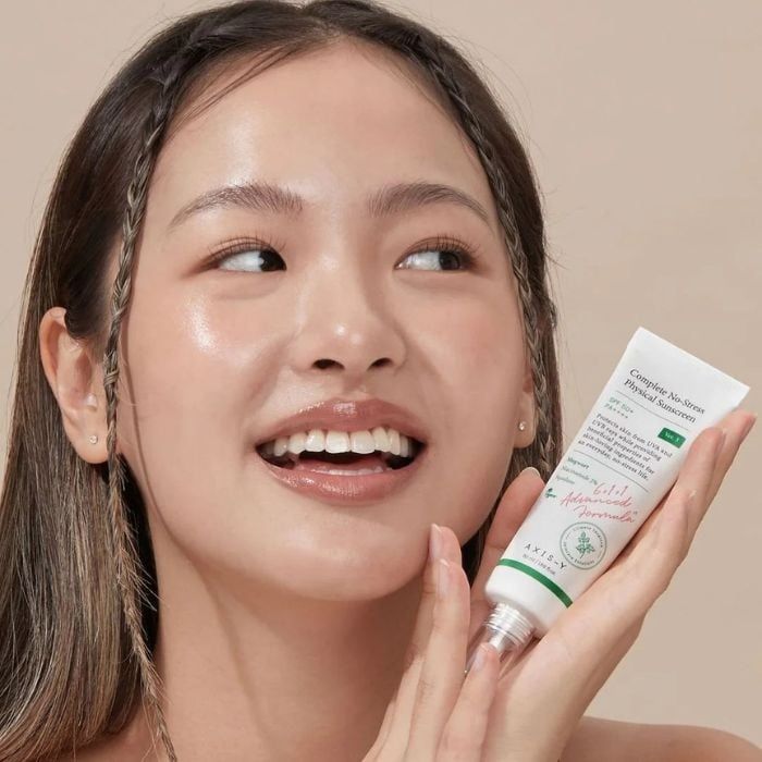 Kem chống nắng vật lý dịu nhẹ axis-y complete no-stress physical sunscreen spf 50+ pa++++ 50ML