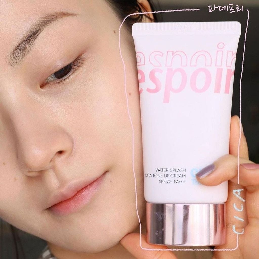 Kem Chống Nắng Espoir Water Splash Cica Tone Up Sun Cream SPF50+ 60ml