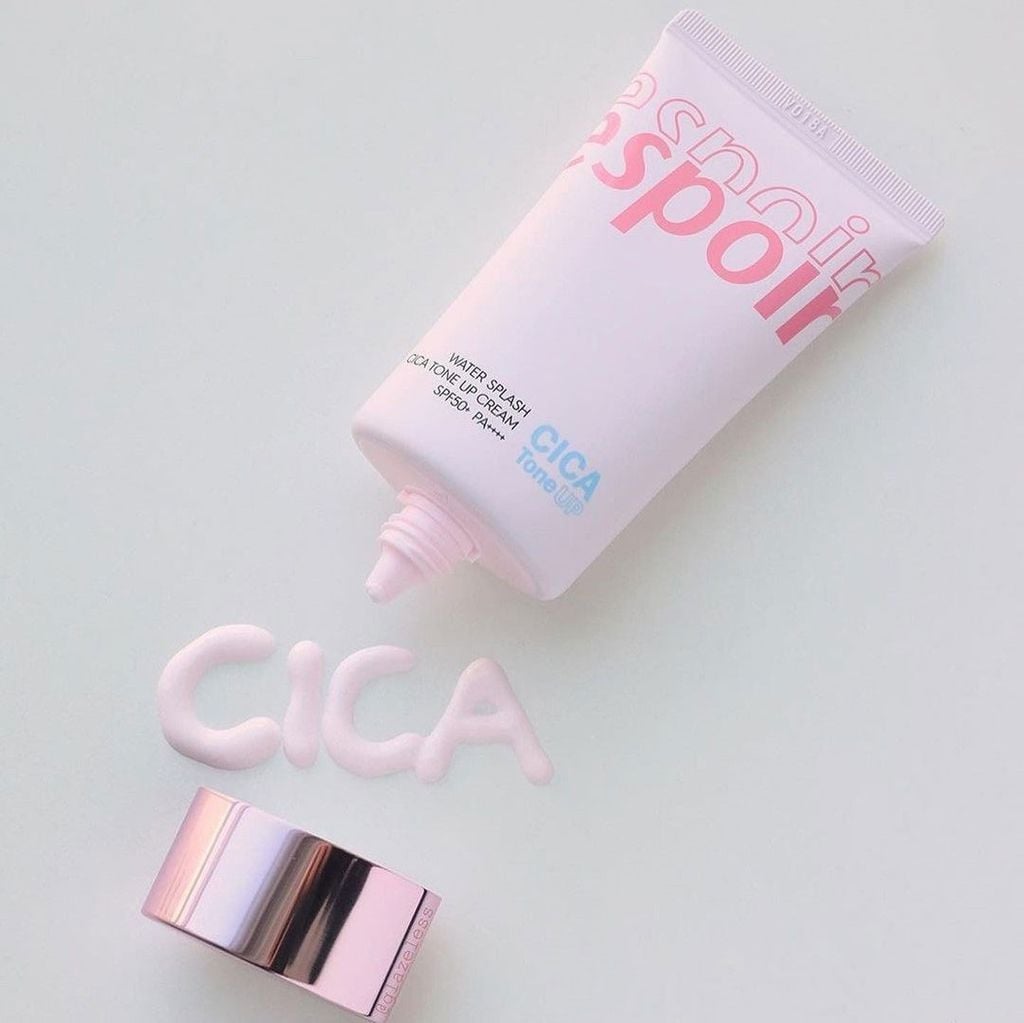 Kem Chống Nắng Espoir Water Splash Cica Tone Up Sun Cream SPF50+ 60ml