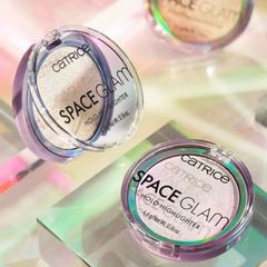 Phấn bắt sáng Catrice Space Glam Holo Highlighter