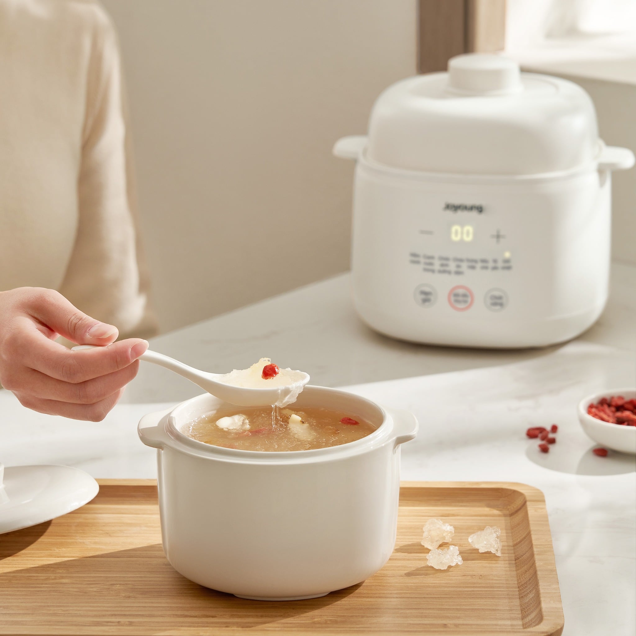 Nồi nấu chậm Joyoung JSC-107