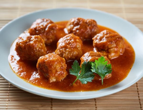 Xíu mại viên sốt cà chua