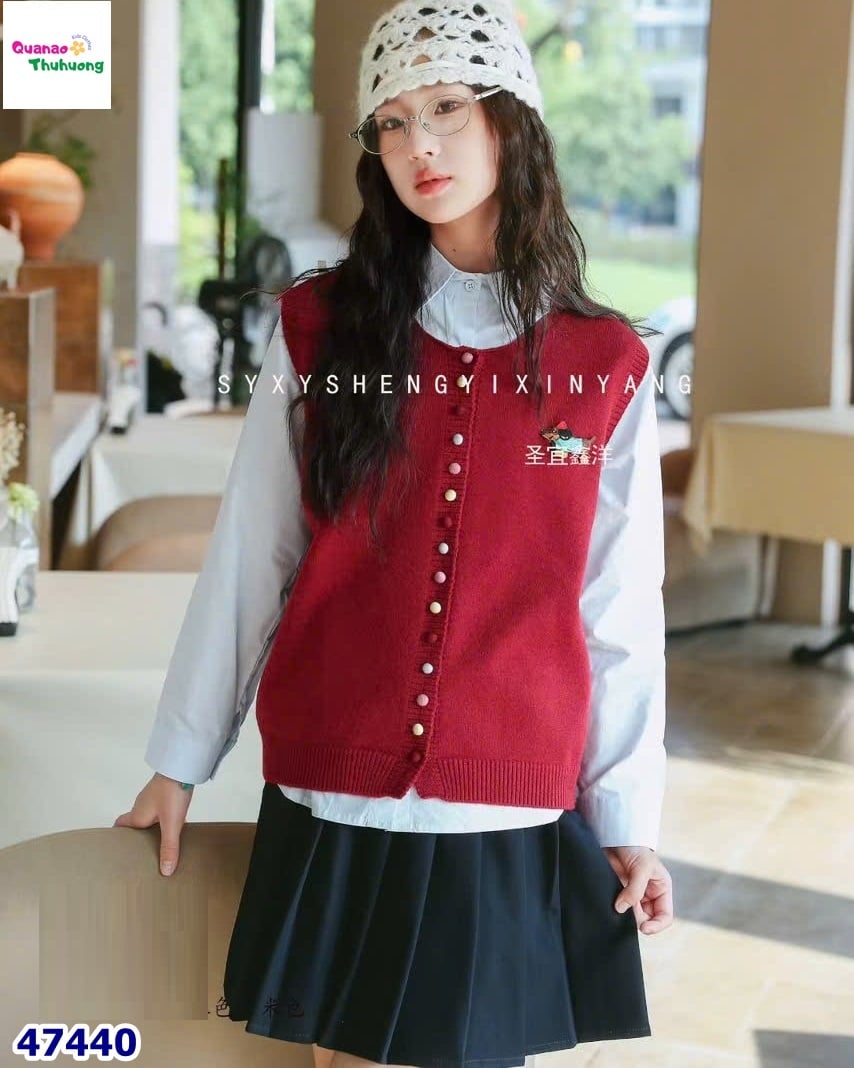 Set 3 món sơ mi xanh, gile đỏ