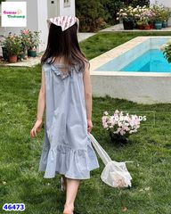 Đầm xanh cổ xếp ly
