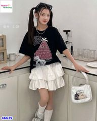 Áo đen bánh kem hồng