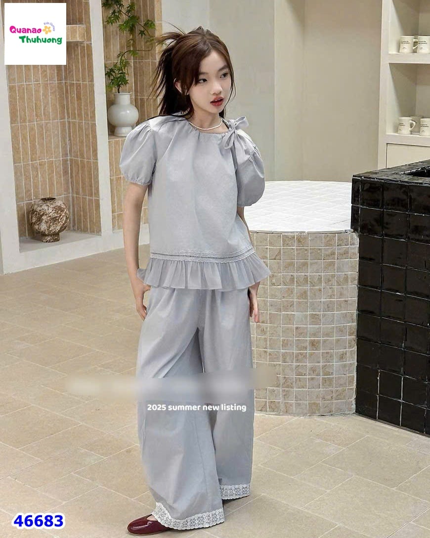 Set bộ xanh viền ren, quần dài