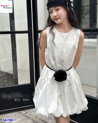 Đầm bí trắng