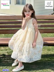 Đầm yếm MLS kem hoa nổi