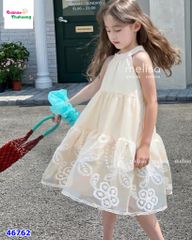 Đầm yếm MLS kem hoa nổi