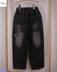 Quần jean dài đen túi W