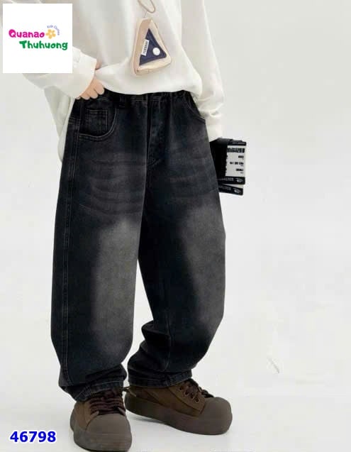 Quần jean dài đen túi W