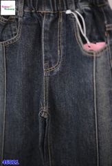 Quần jean xanh viền nhạt