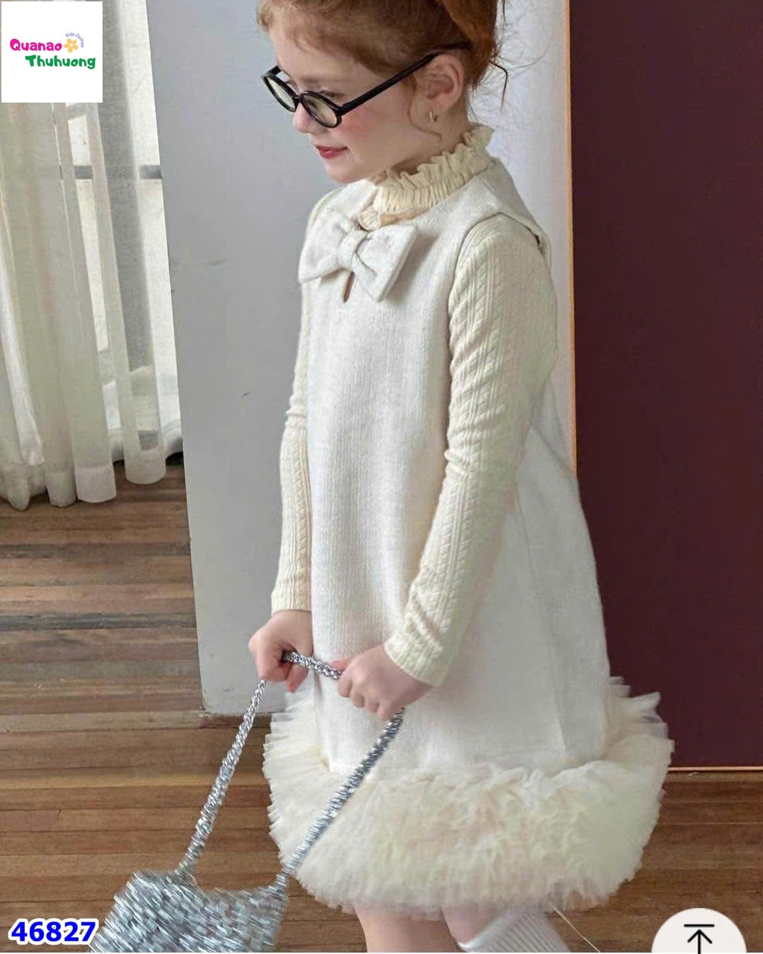 Đầm dạ kem đính nơ