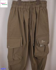 Quần túi hộp JLBB nâu thêu chữ D