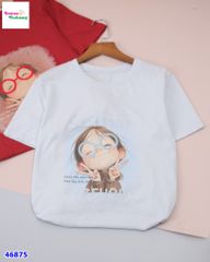 Áo thun xanh cô gái đeo kính xanh