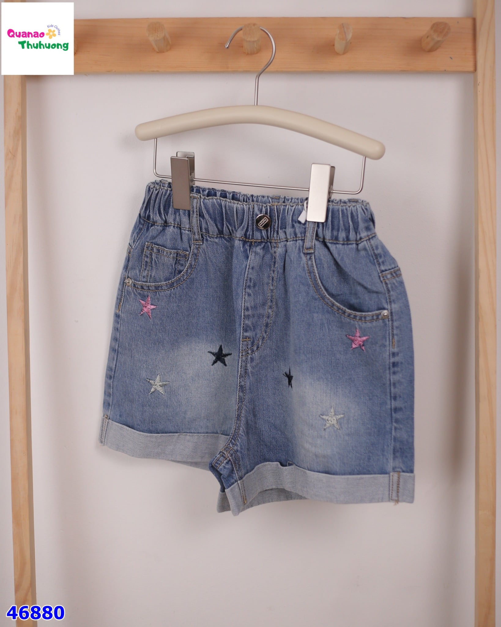 Quần short jean ngôi sao