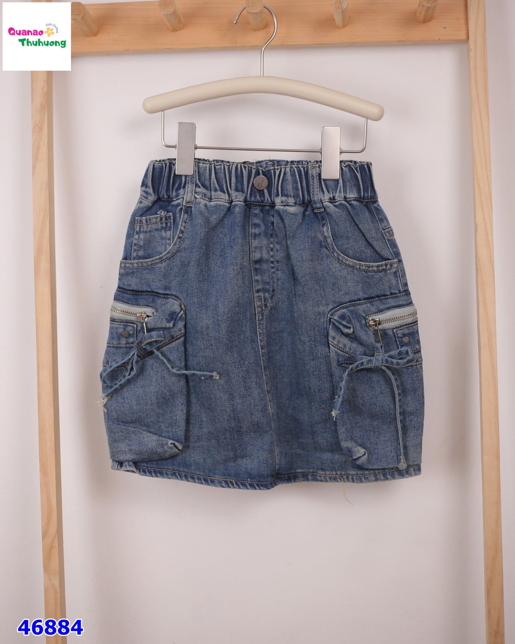 Chân váy jean túi hộp