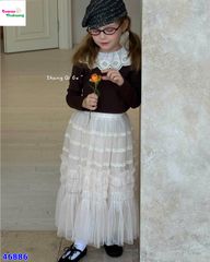 Chân váy ren viền ren kem
