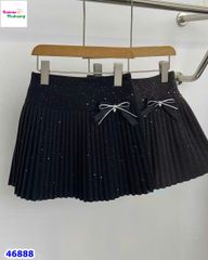 Chân váy xếp ly xám đính nơ