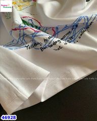 Áo trắng hoa nhiều màu