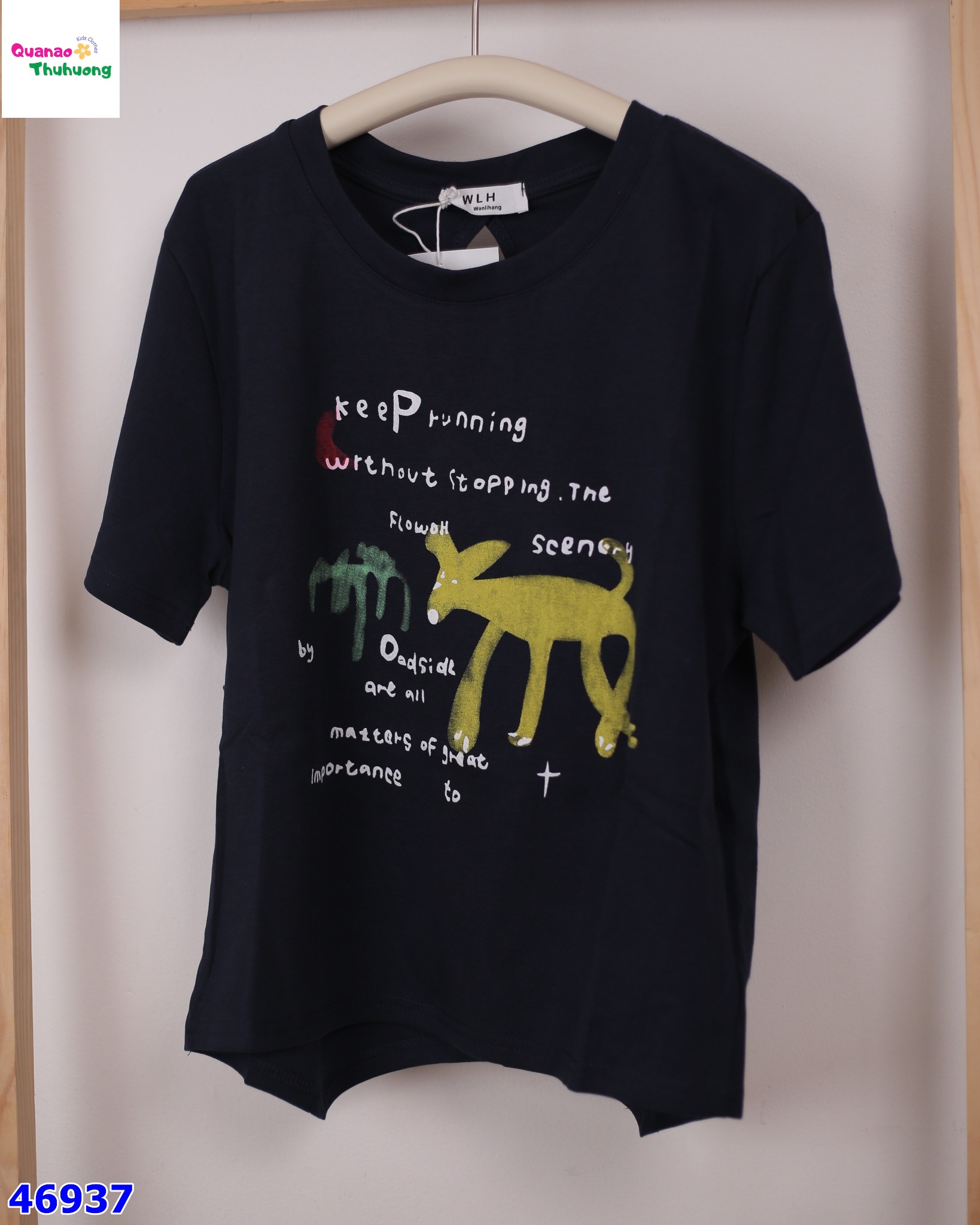 Áo xanh họa tiết chó