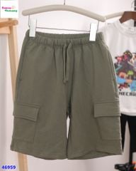 Quần short Uni xanh rêu túi hộp