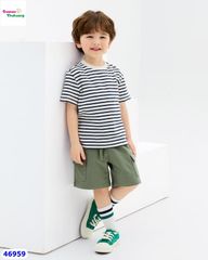 Quần short Uni xanh rêu túi hộp