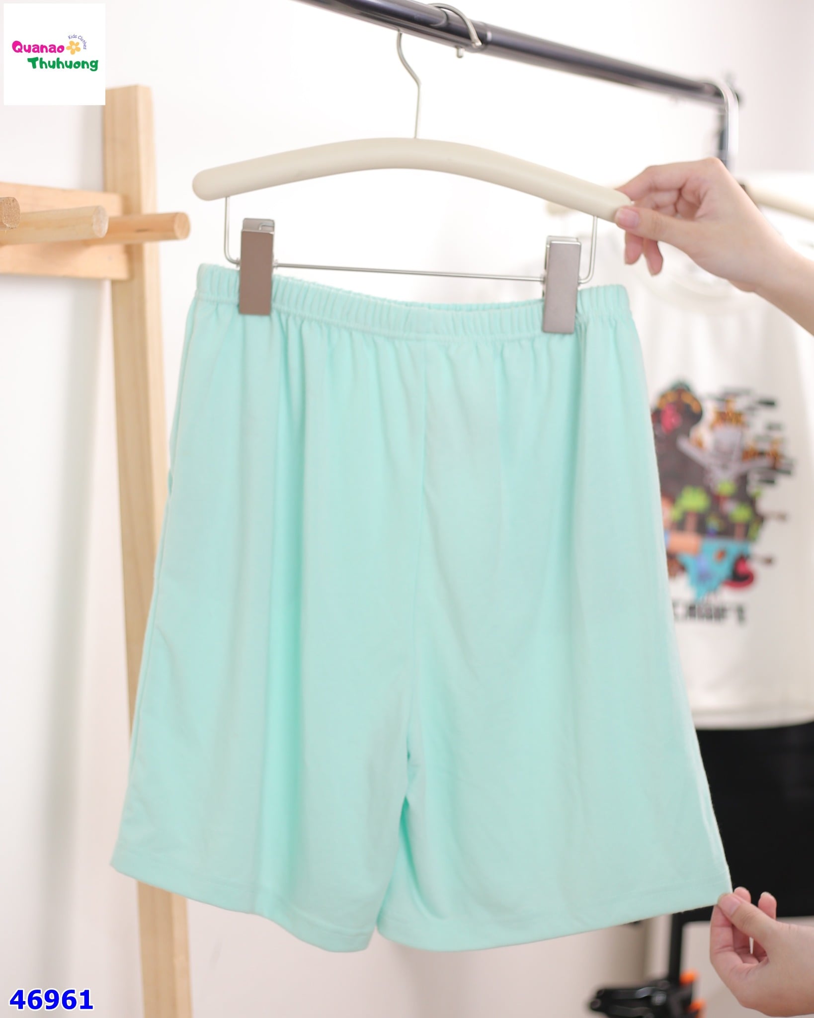 Quần short Uni xanh min