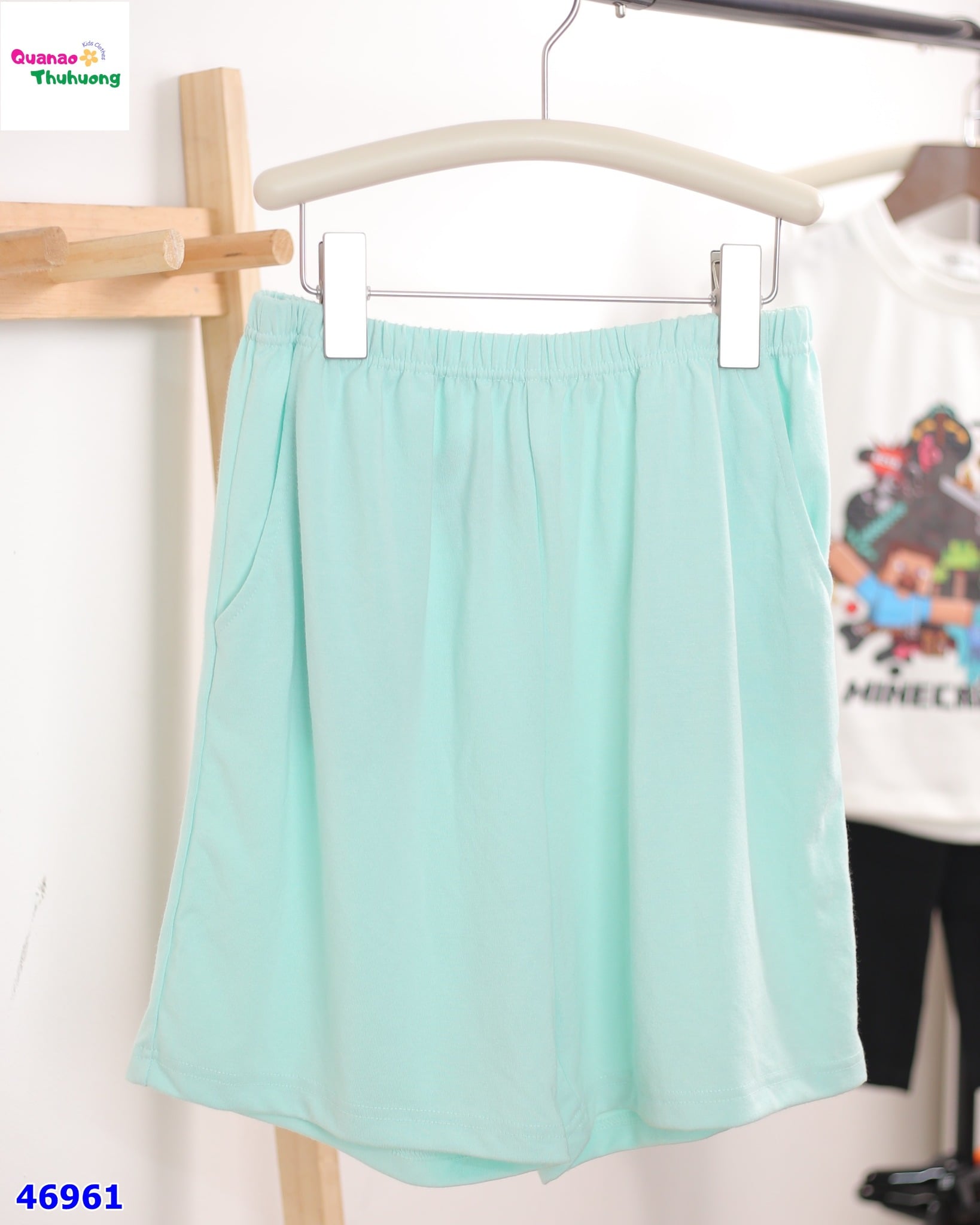 Quần short Uni xanh min