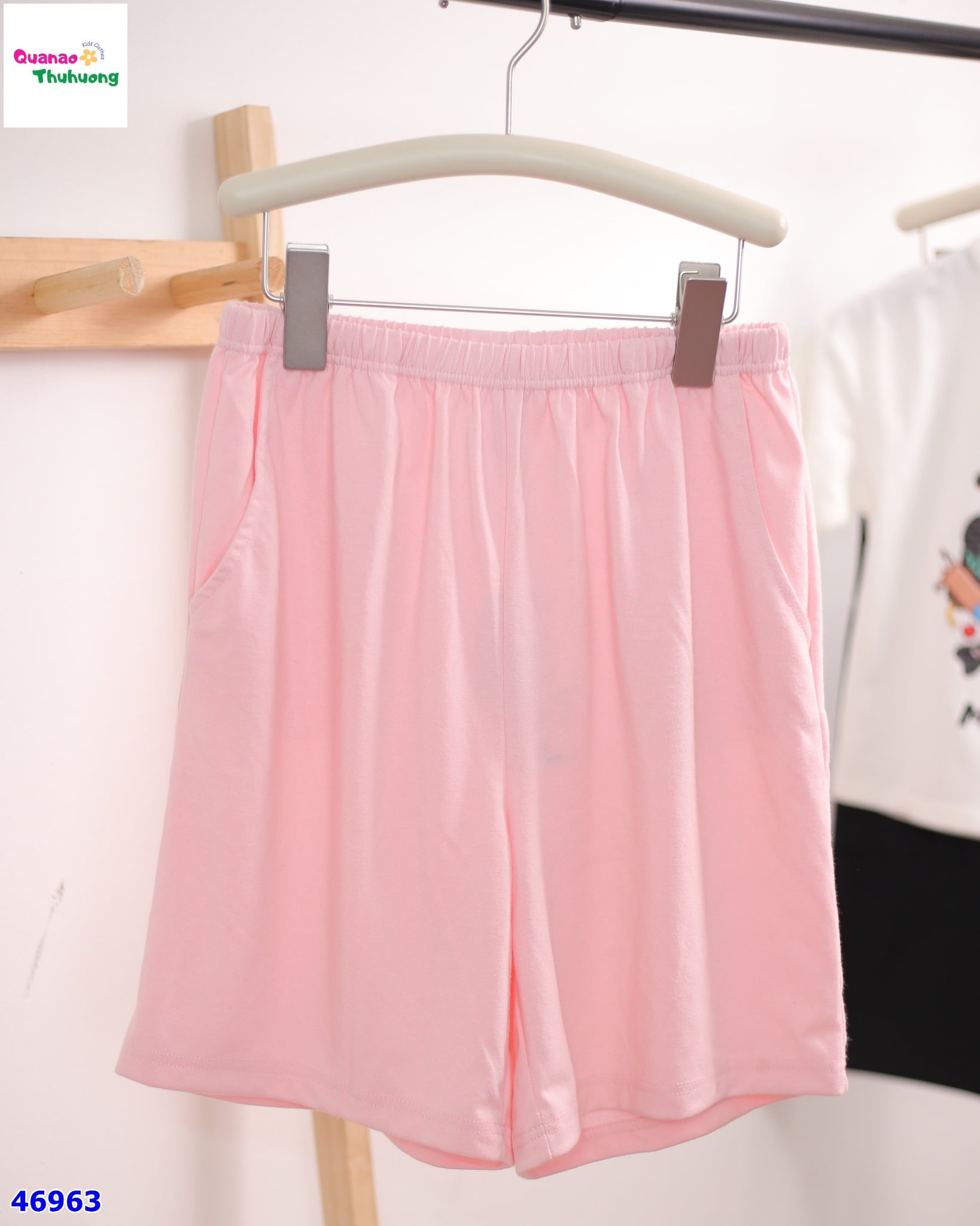 Quần short Uni hồng