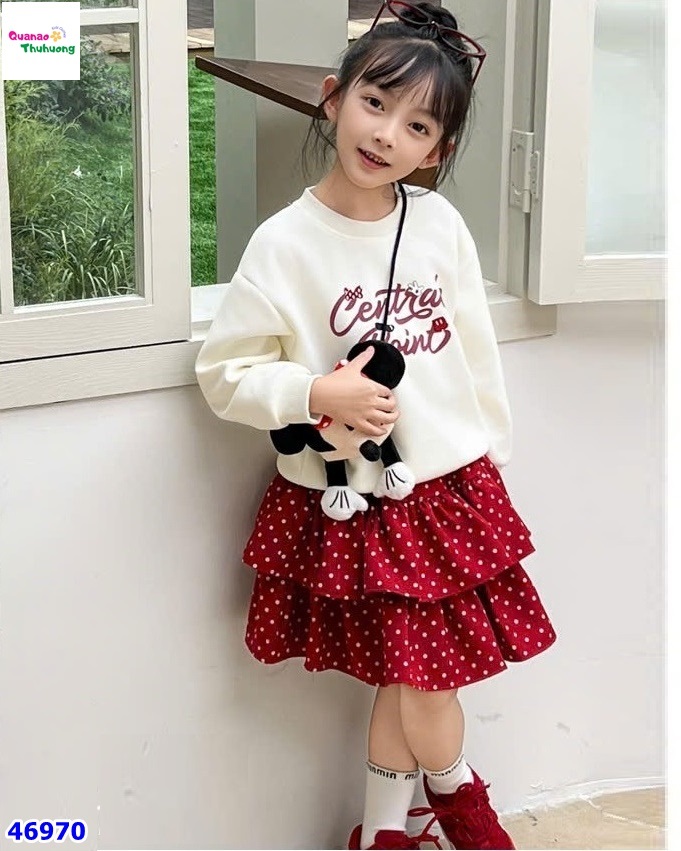 Set áo hoodie kem, cv đỏ chấm bi (Tặng Mickey)