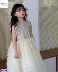 Đầm tiệc kem đính cườm