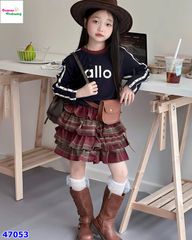 Chân váy tầng caro đỏ