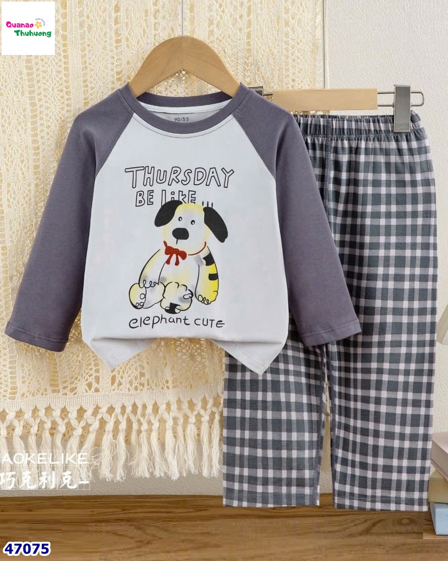 Bộ dài xám Thursday be like