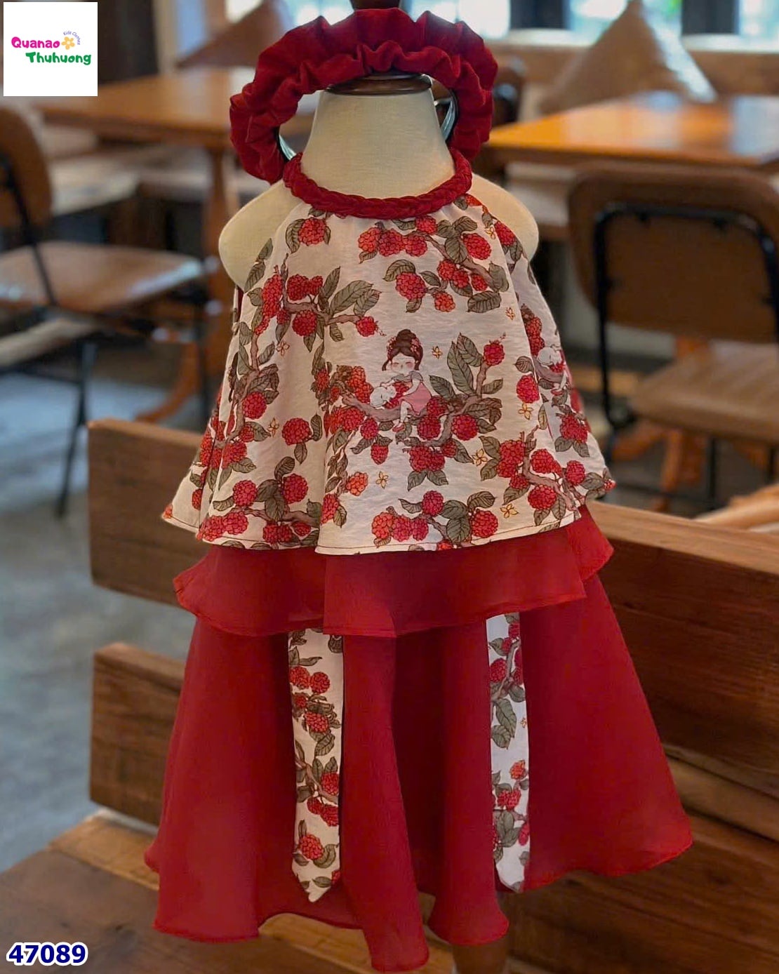 Set váy yếm đỏ Hằng Nga