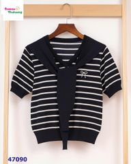 Áo đen sọc trắng
