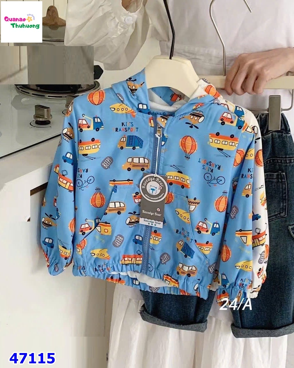 Áo khoác gió Bear xanh oto