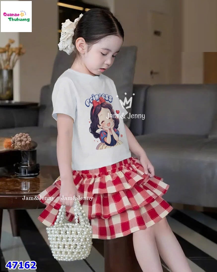 Set váy J&J trắng bạch tuyết