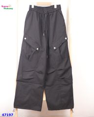 Quần dài túi hộp đen
