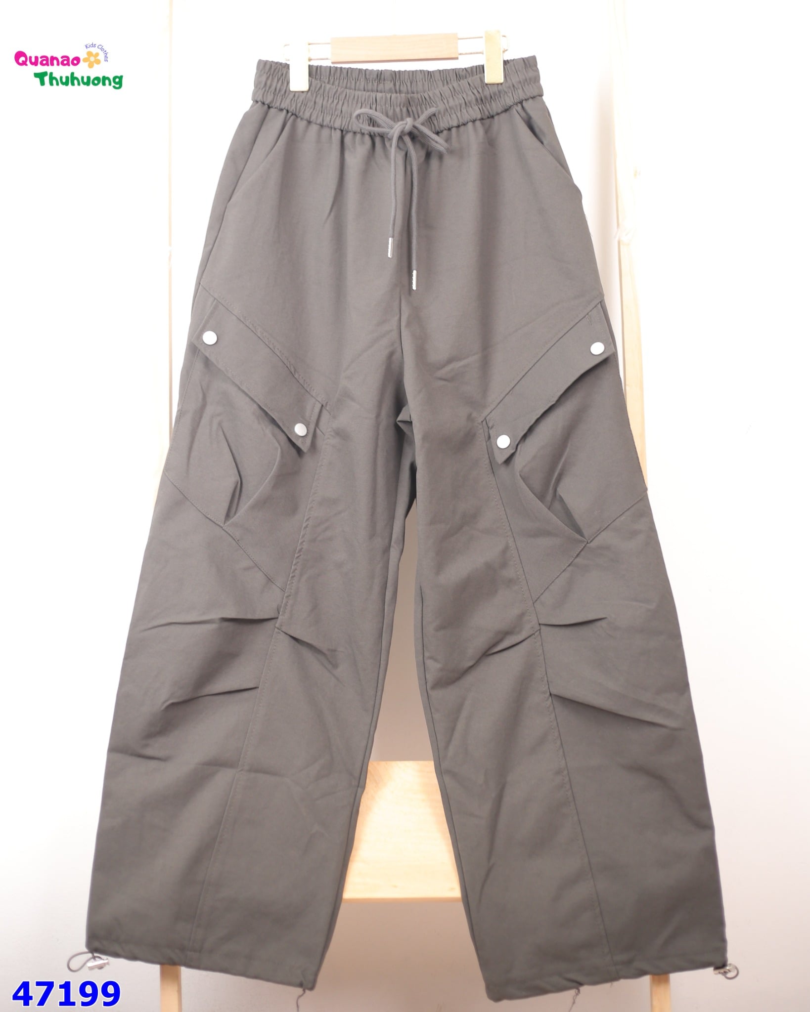 Quần dài túi hộp xanh rêu