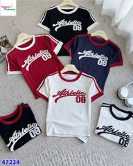 Áo đen viền trắng 08