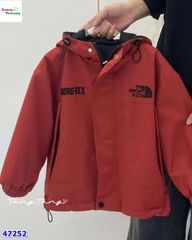 Áo khoác dù đỏ The NROHT Kids