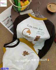 Áo thun kem tay đen thêu gấu